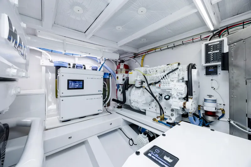 Double B Yacht Photos Pics 