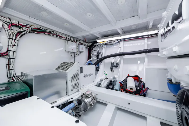 Double B Yacht Photos Pics 