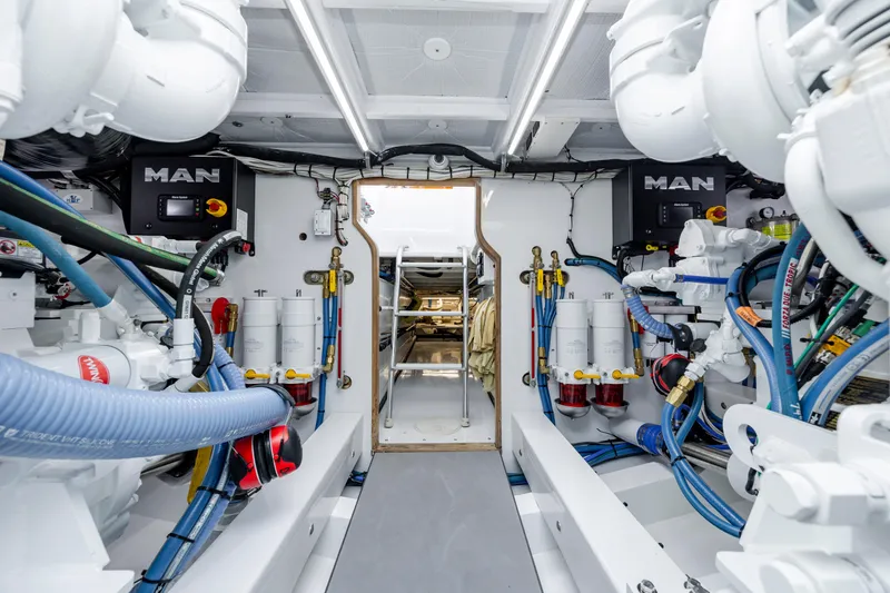 Double B Yacht Photos Pics 