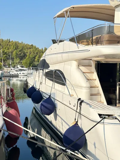  Yacht Photos Pics Princess Viking 65