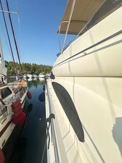  Yacht Photos Pics Princess Viking 65