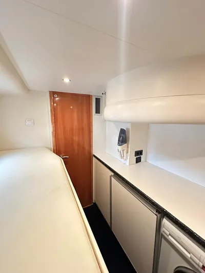  Yacht Photos Pics Princess Viking 65