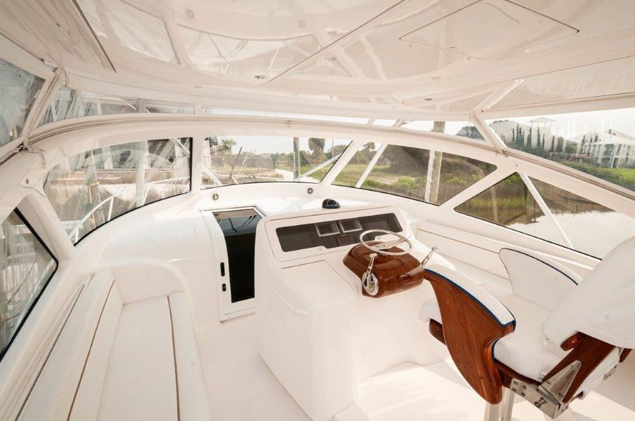 2014 Viking 42 Open