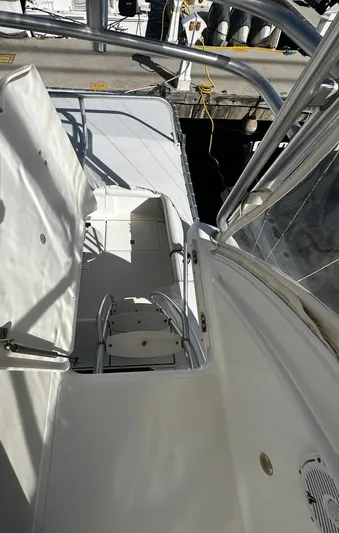  Yacht Photos Pics 2006 Tiara Yachts 3900 Convertible, view of deck and railing.