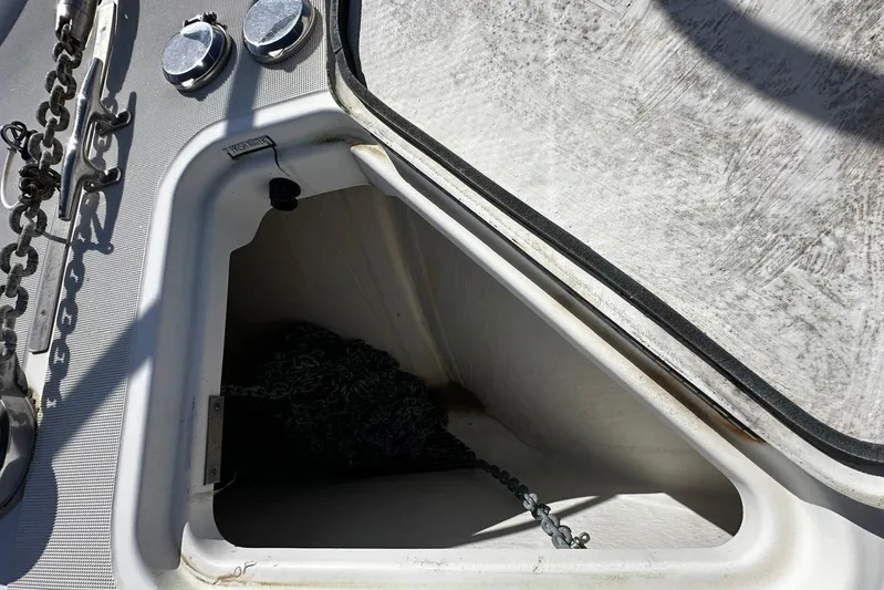  Yacht Photos Pics Anchor locker of 2006 Tiara Yachts 3900 Convertible with chain and rope.