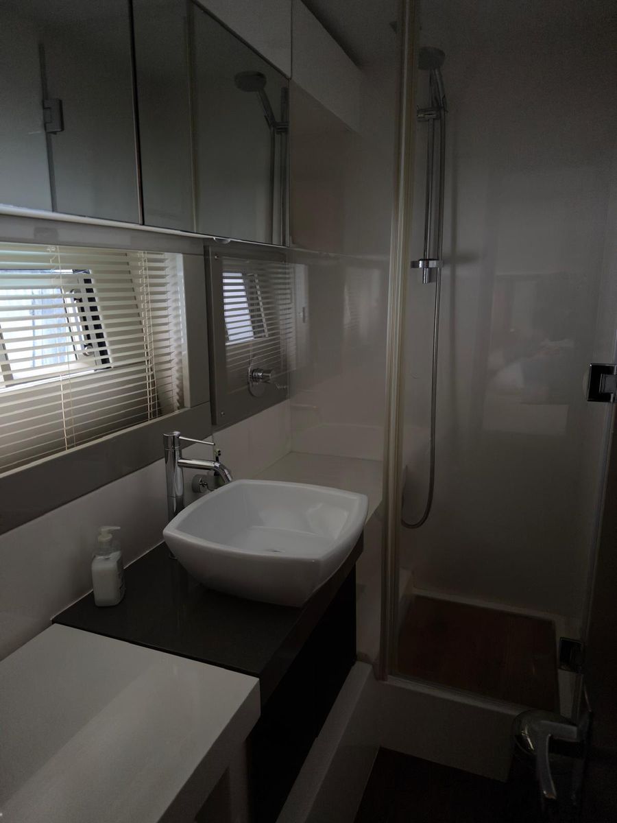 2010 Fairline 59 
