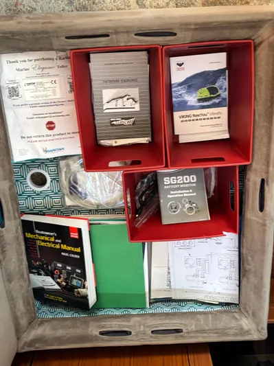 Adagio Yacht Photos Pics 