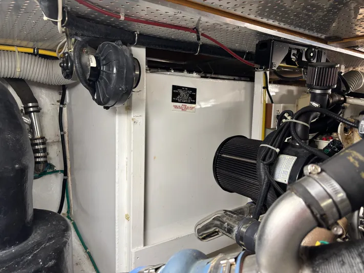 Adagio Yacht Photos Pics 