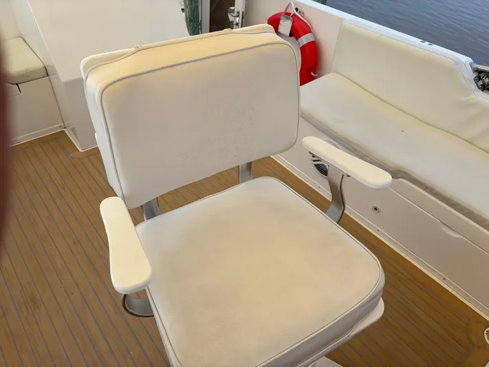 Adagio Yacht Photos Pics 