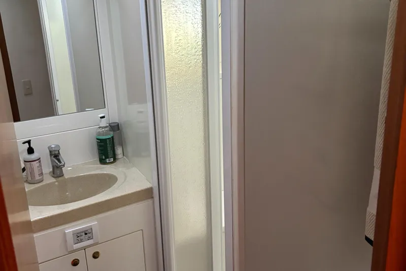 Adagio Yacht Photos Pics 