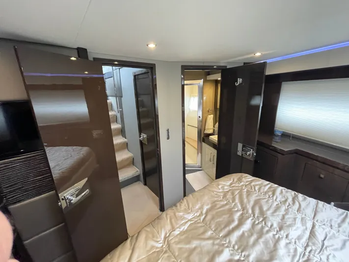 Play Craft Yacht Photos Pics VIP Stateroom Looking Aft
