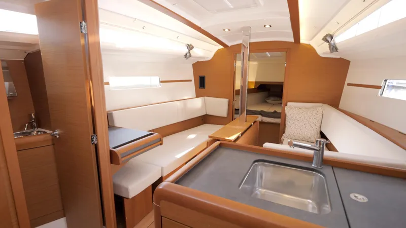 Grey Magic Yacht Photos Pics 