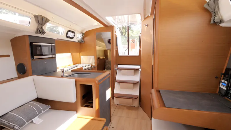 Grey Magic Yacht Photos Pics 