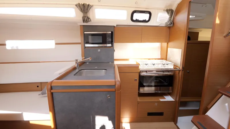 Grey Magic Yacht Photos Pics 