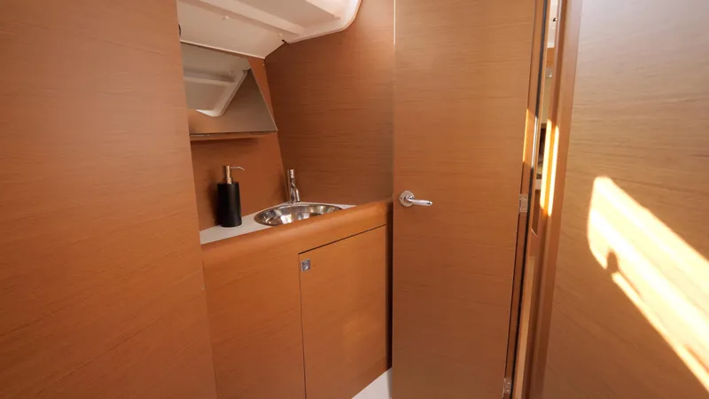 Grey Magic Yacht Photos Pics 