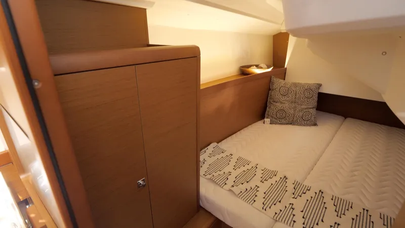 Grey Magic Yacht Photos Pics 