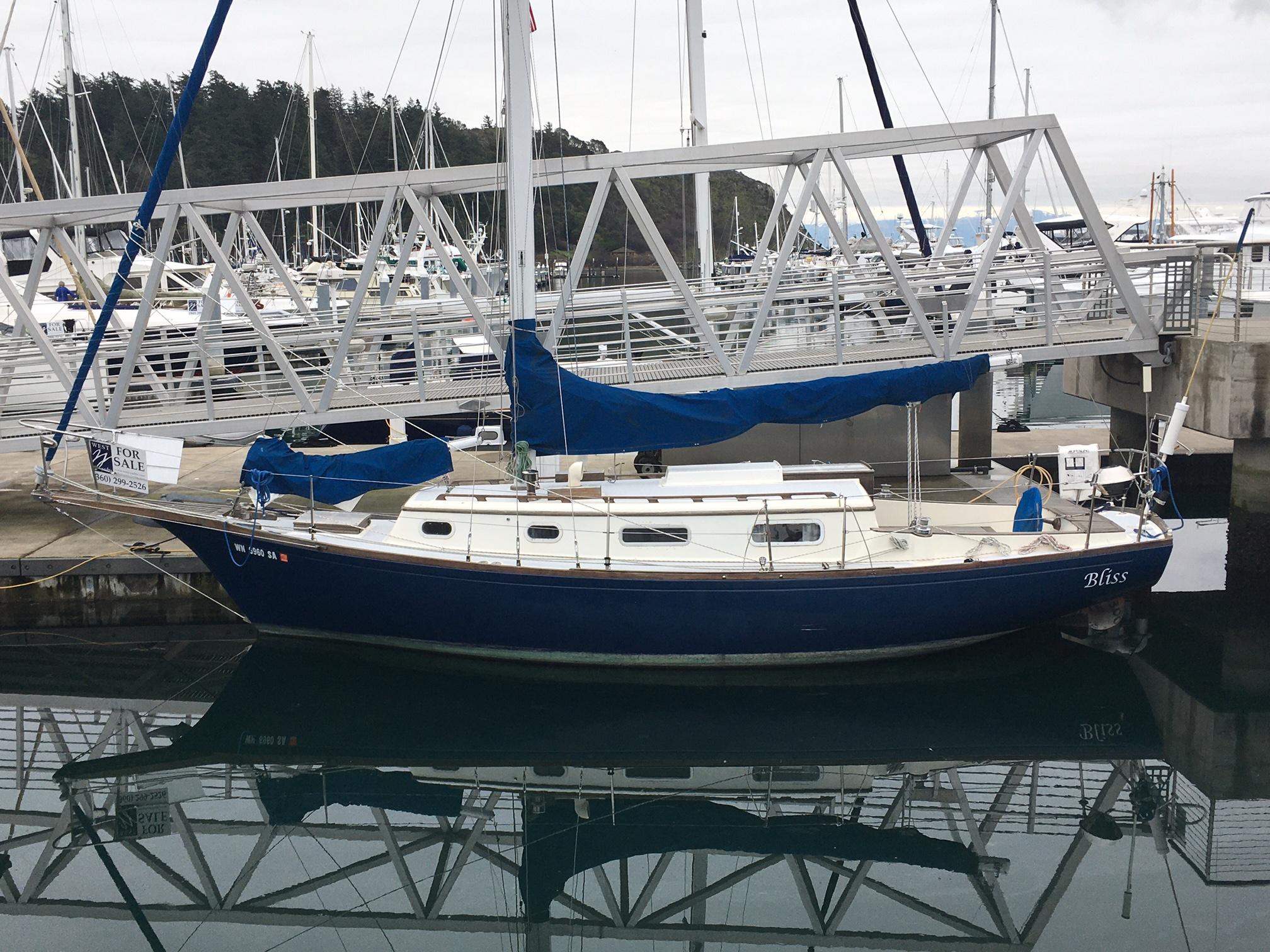 fuji 32 sailboat