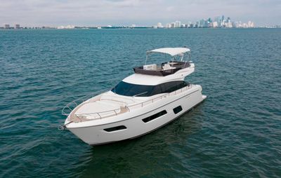 Ferretti Yachts 550
