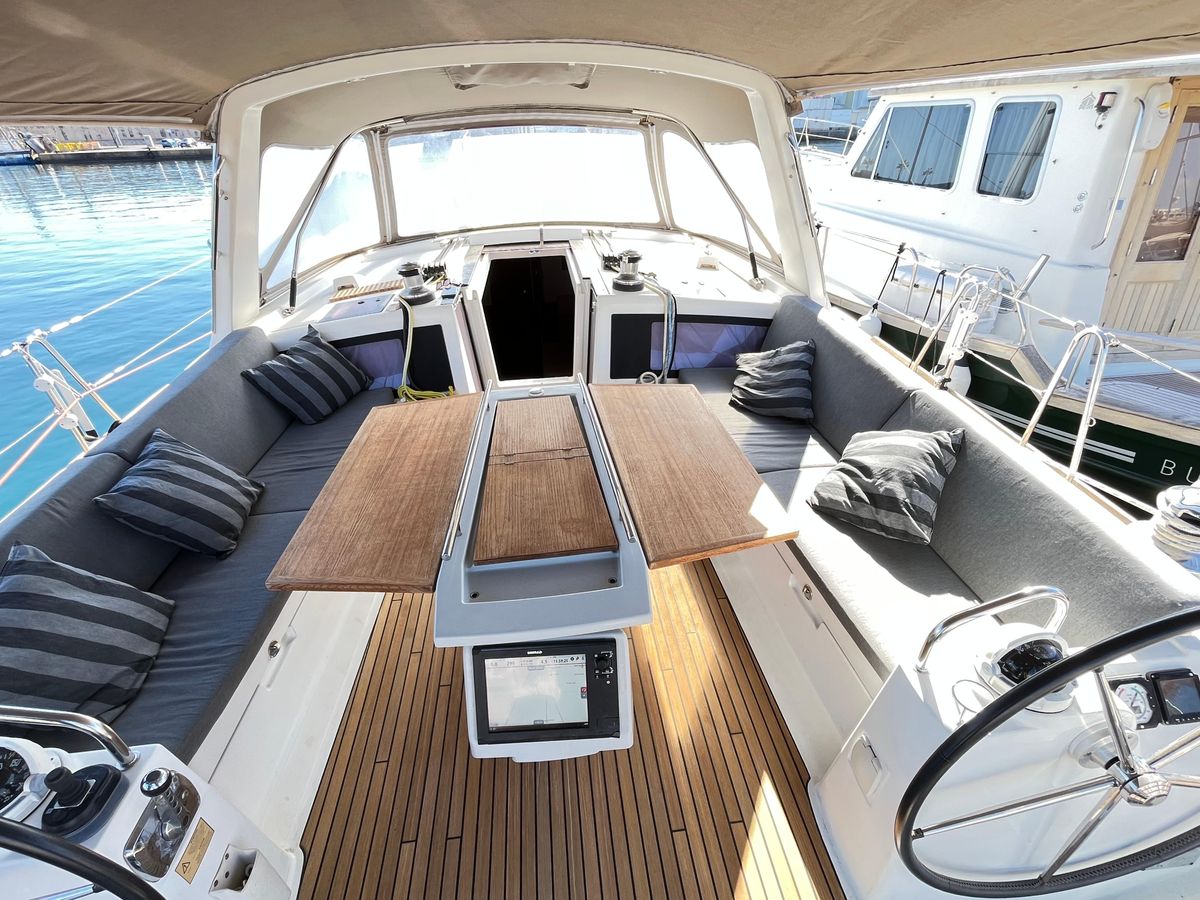 2012 Beneteau 46 