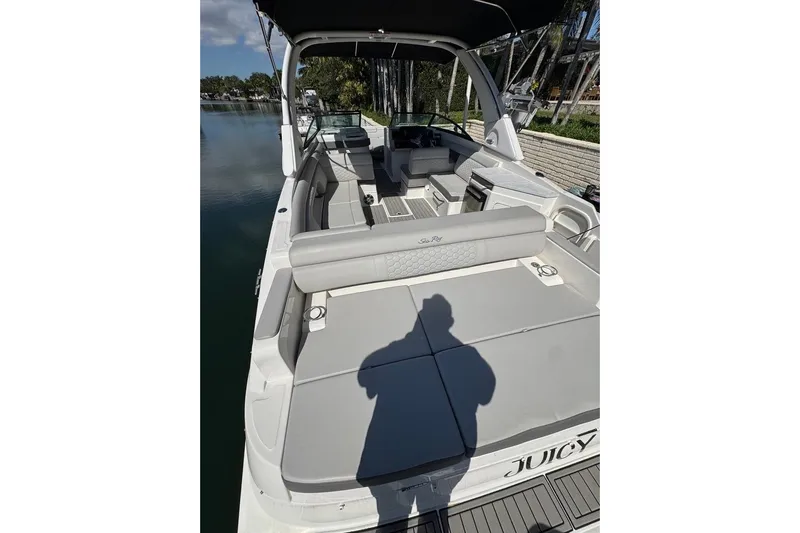  Yacht Photos Pics 2025 Sea Ray SDX 290 Outboard boat with spacious seating and sleek design.