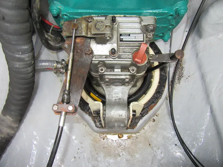 Tao Yacht Photos Pics 