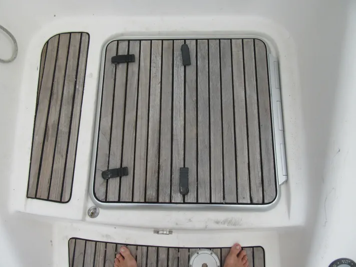 Tao Yacht Photos Pics 