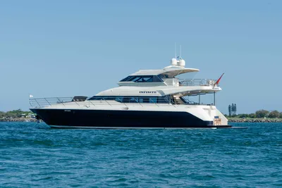 Warren Yachts 85 Motor Yacht