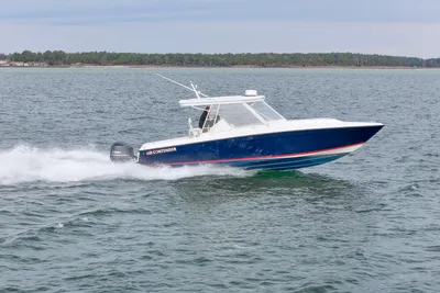 Contender 35 Side Console