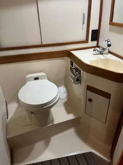 Songbird Yacht Photos Pics 