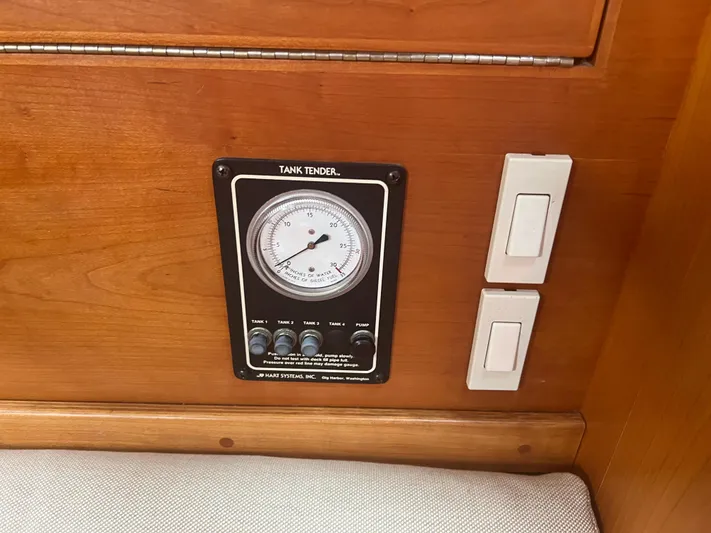 Songbird Yacht Photos Pics 