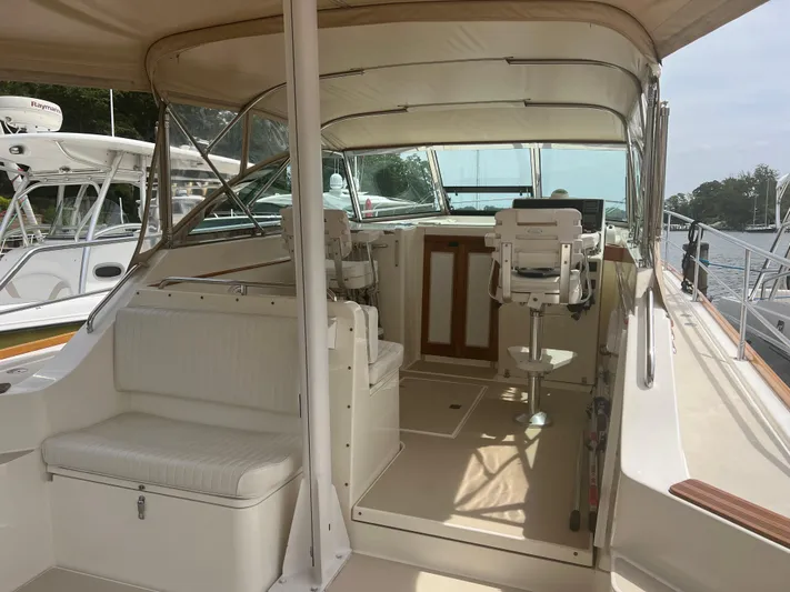 Songbird Yacht Photos Pics 