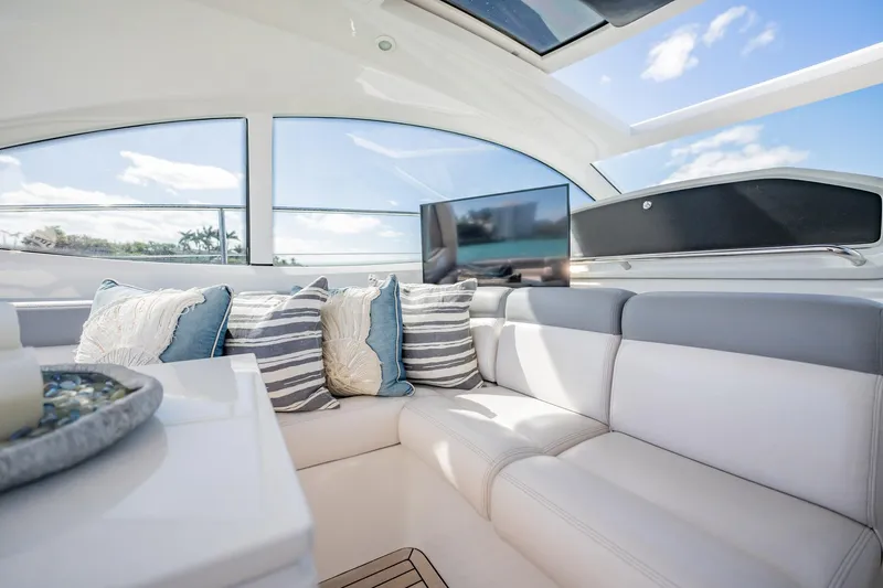 Justus Yacht Photos Pics 