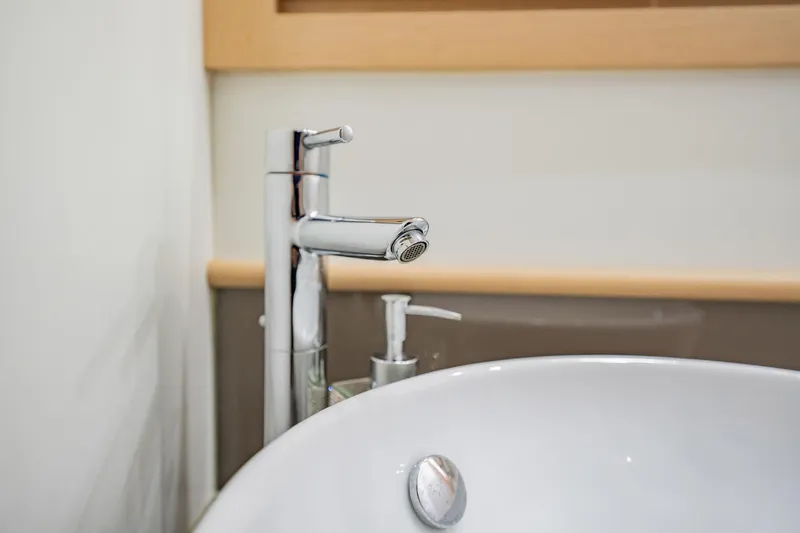 Justus Yacht Photos Pics 