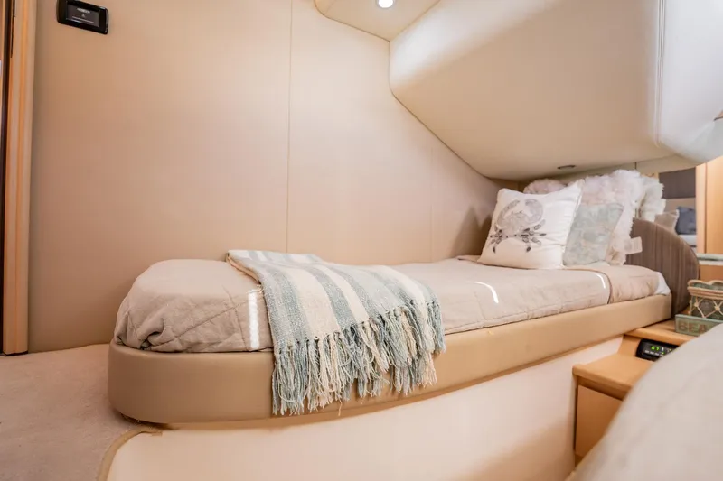 Justus Yacht Photos Pics 