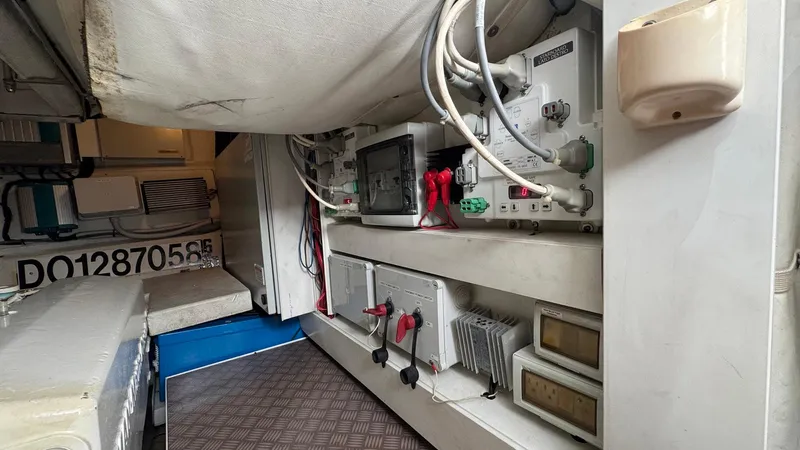 Justus Yacht Photos Pics 