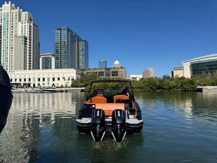  Yacht Photos Pics 2022 CRUISERS YACHTS 338 OB SOUTH BEACH EDITION - Image 7