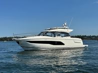 2021 Prestige 420 S