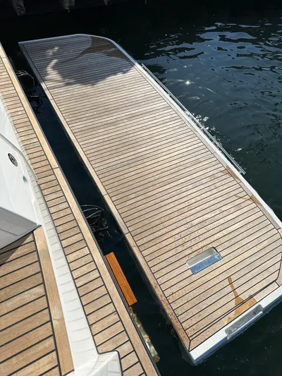 Meanwhile Yacht Photos Pics Prestige 420 S 2021 yacht swim platform with teak decking.