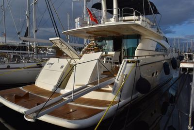 Yacht