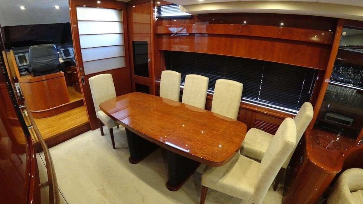 2004 Fairline 74 