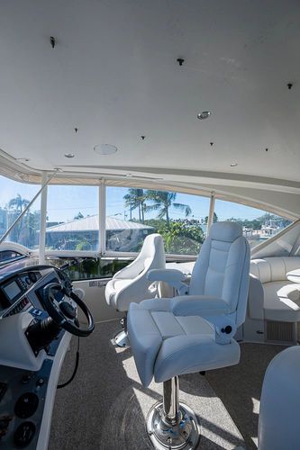 Yacht Photo 35