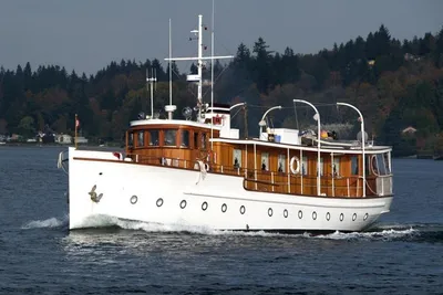 Custom HOFFAR-BEECHING Fantail Yacht