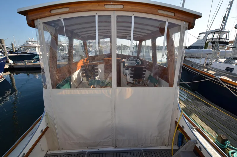 La Serenissima Yacht Photos Pics Curtains