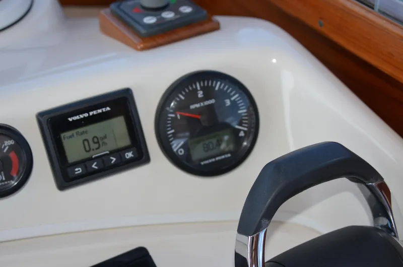 La Serenissima Yacht Photos Pics Low Hours