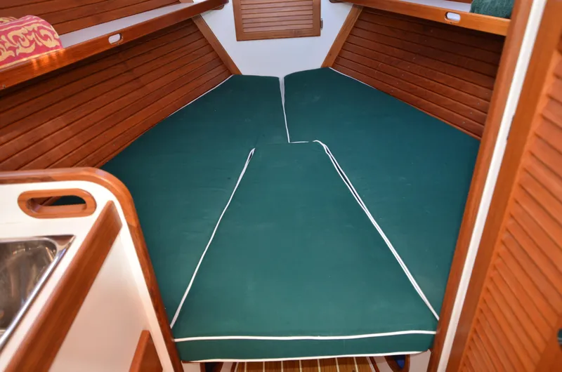 La Serenissima Yacht Photos Pics Filler Cushion