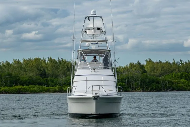 Vet Billz Yacht Photos Pics 2001 Bertram 390 - Image 3