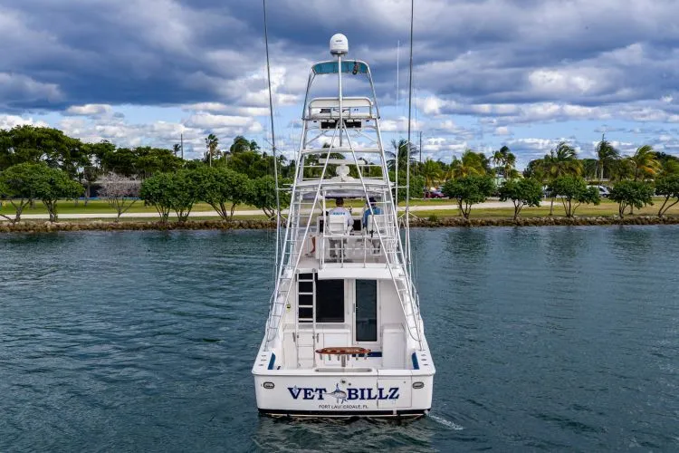 Vet Billz Yacht Photos Pics 2001 Bertram 390 - Image 6