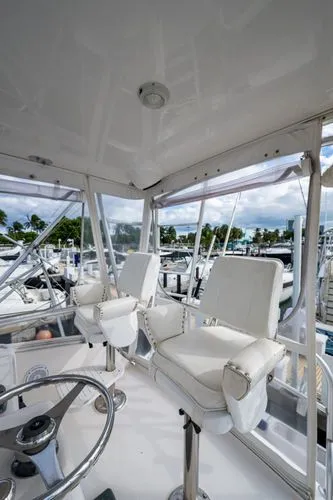 Vet Billz Yacht Photos Pics 2001 Bertram 390 - Image 16