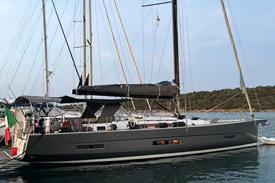 2021 Dufour 530