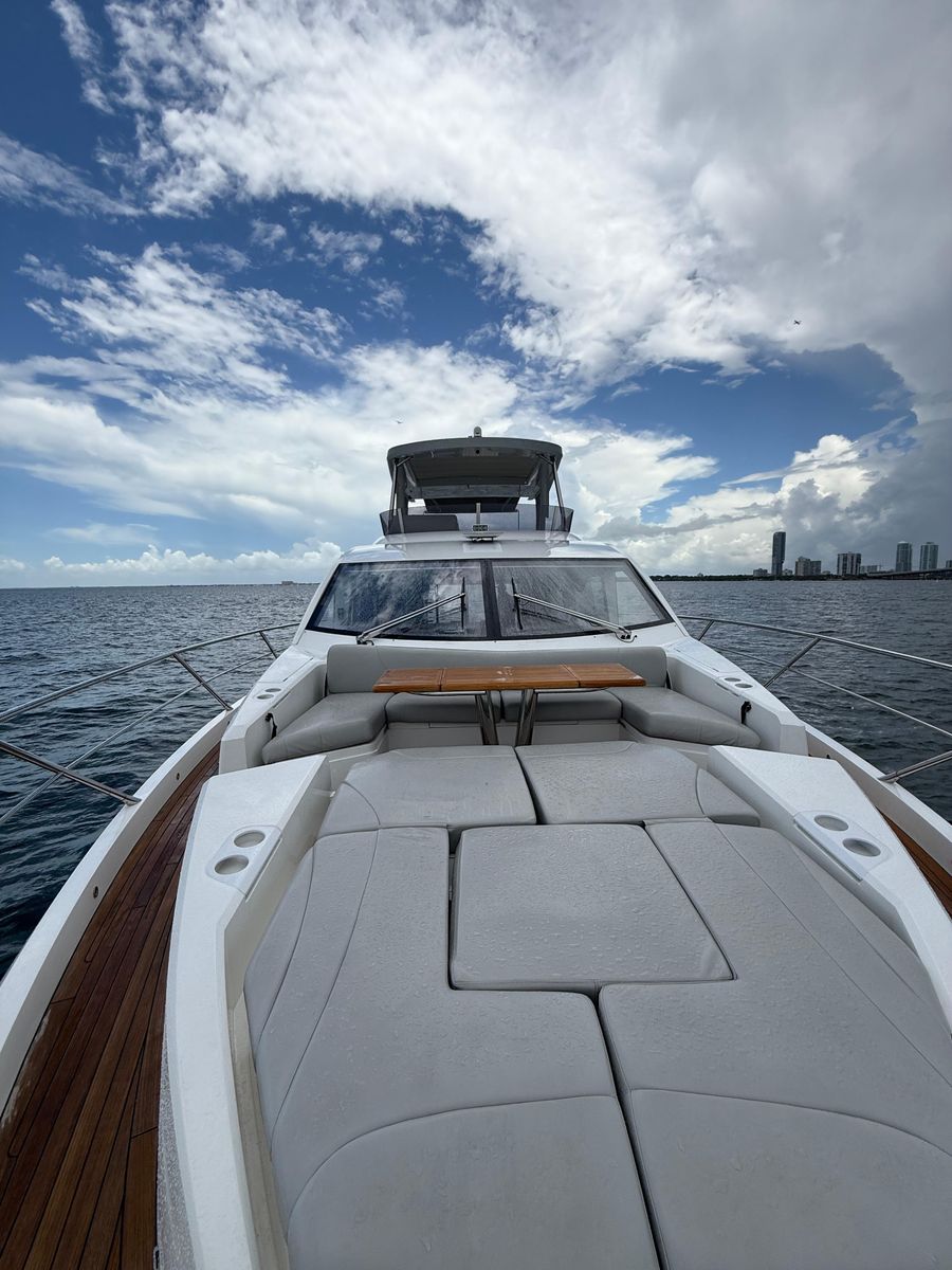 2022 Sunseeker 68 
